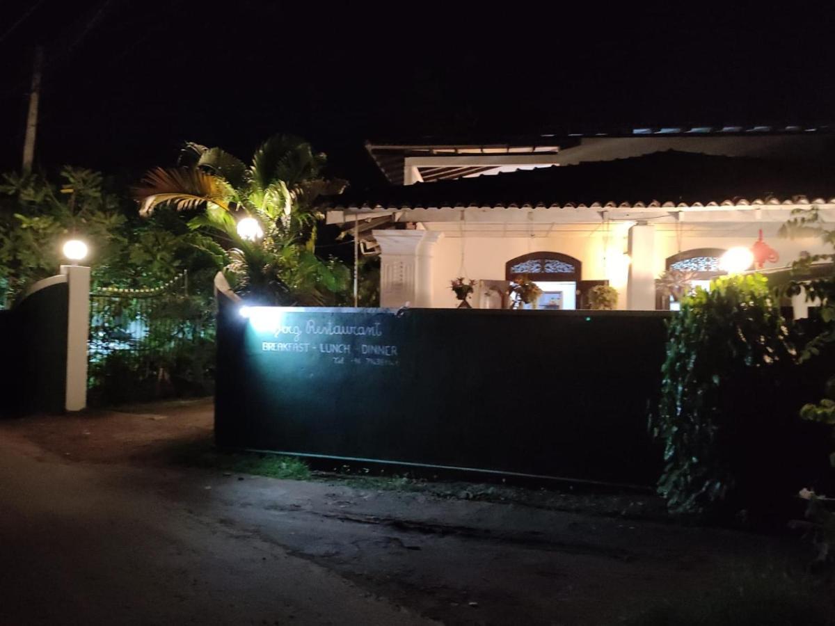 ホテル Berg House ウナワトゥナ エクステリア 写真
